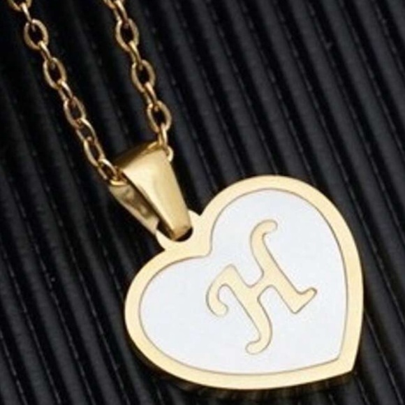 18K Gold plated stainless steel and White “H” initial Heart Pendant Necklace NWT - Picture 1 of 3